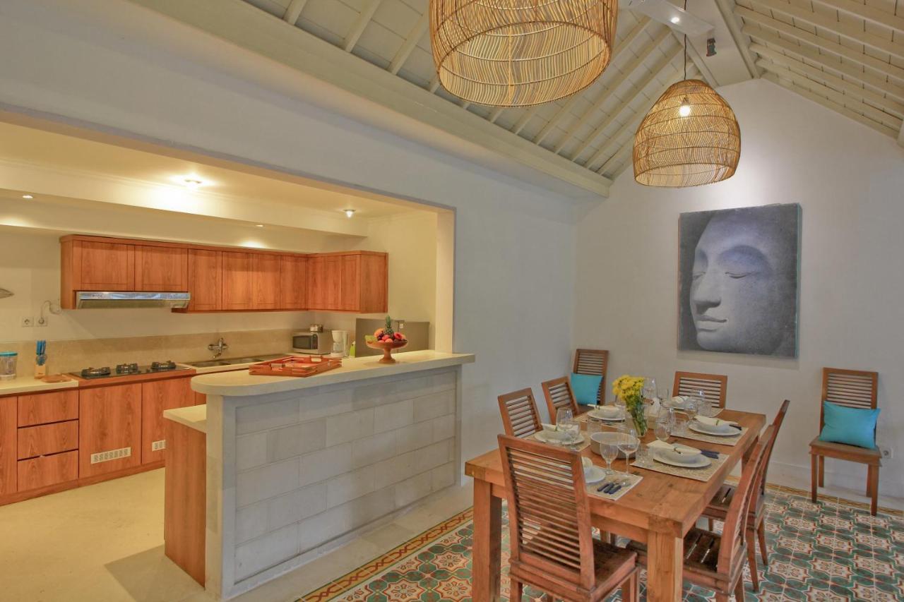 Uma Lima Villa Batu Belig - Close To The Beach Canggu Dış mekan fotoğraf