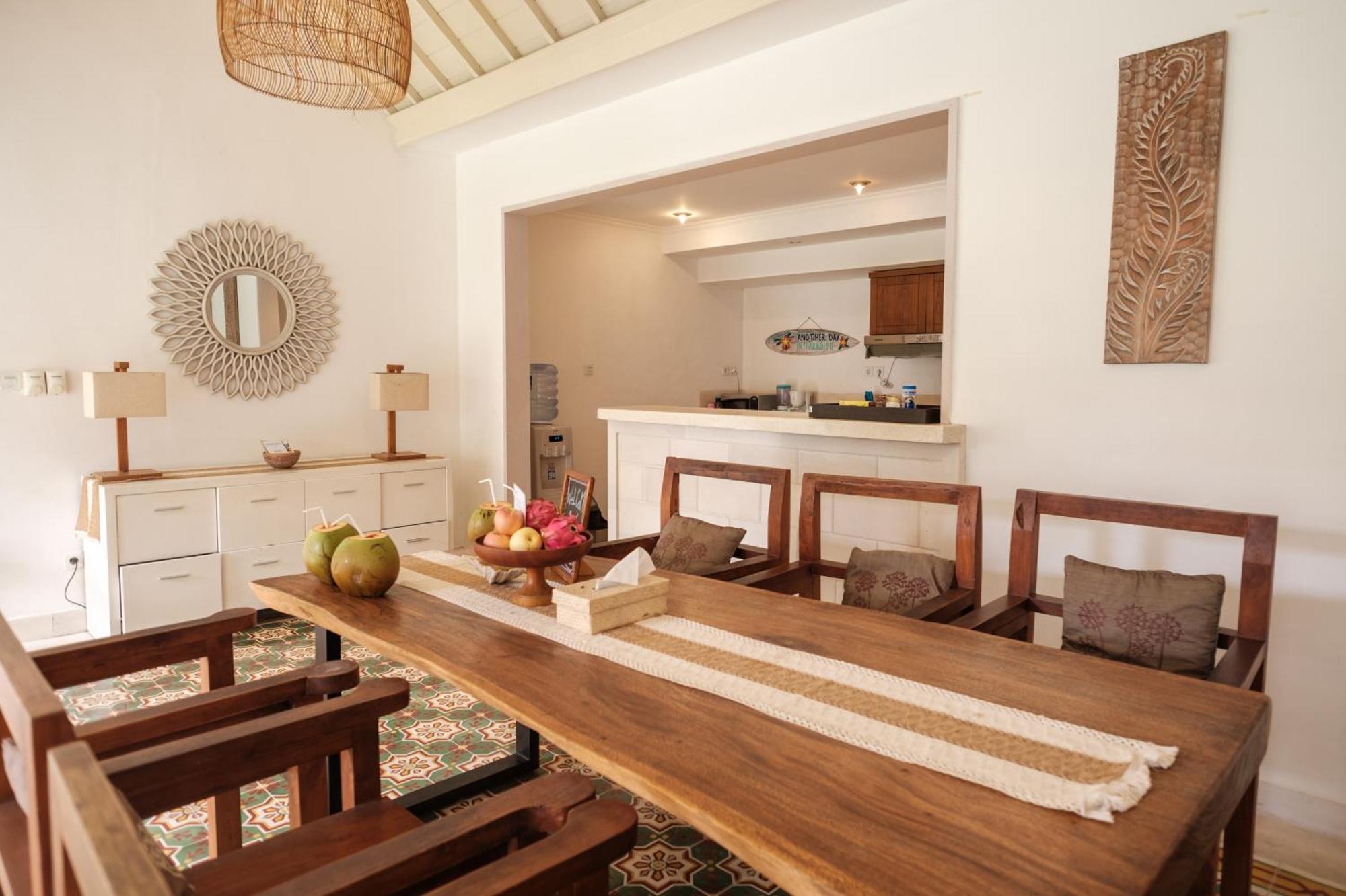 Uma Lima Villa Batu Belig - Close To The Beach Canggu Dış mekan fotoğraf