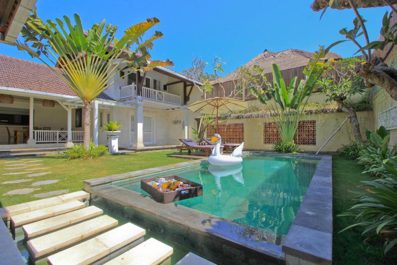 Uma Lima Villa Batu Belig - Close To The Beach Canggu Dış mekan fotoğraf