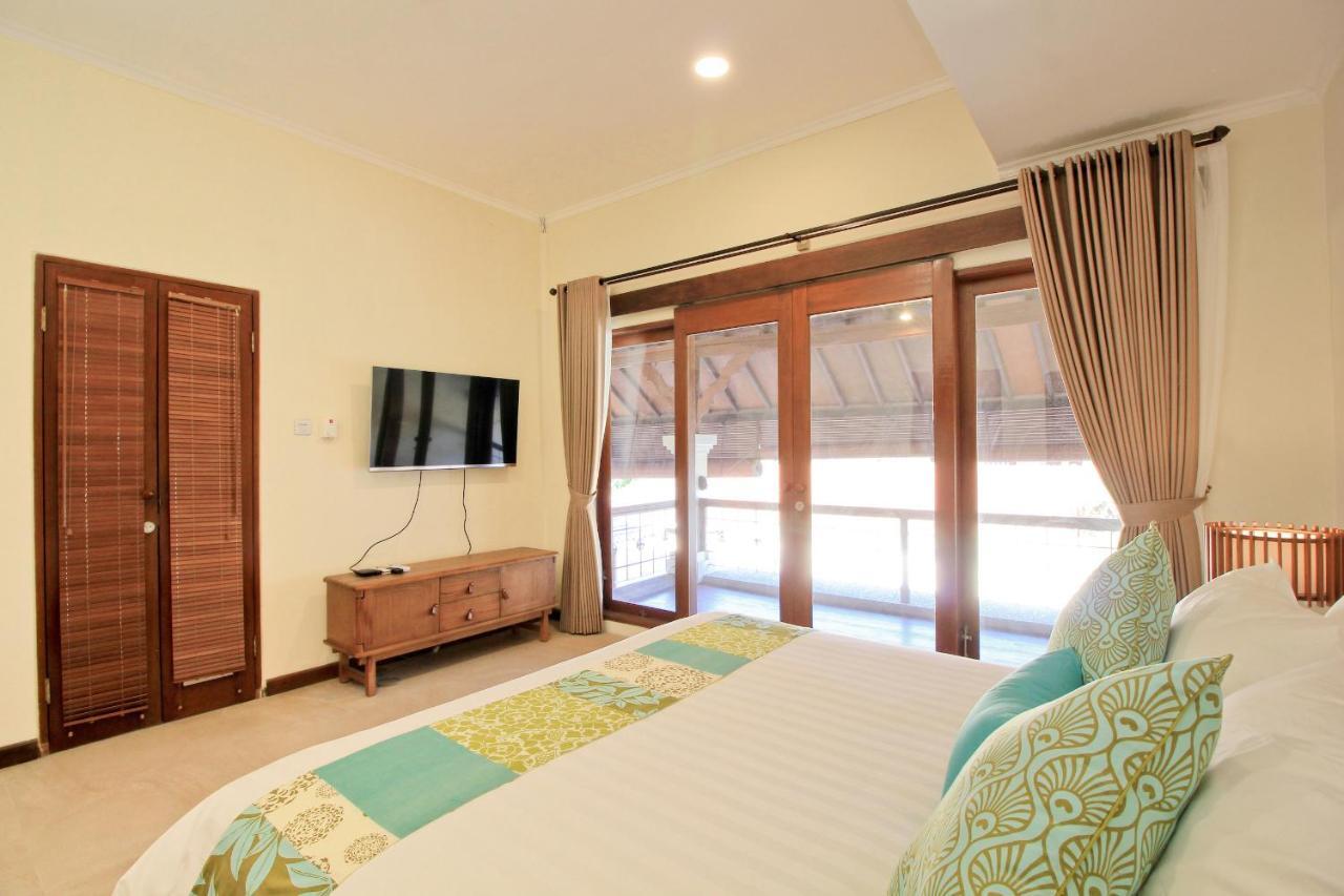Uma Lima Villa Batu Belig - Close To The Beach Canggu Dış mekan fotoğraf